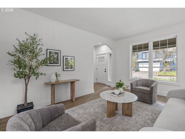 17350 ASHLEY Ct, Lake Oswego, OR 97035