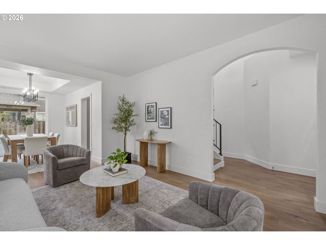 17350 ASHLEY Ct, Lake Oswego, OR 97035