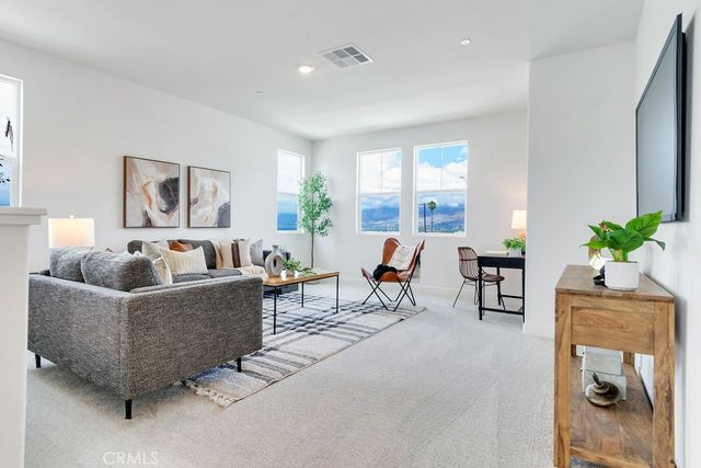 873 Railway Lane, Redlands, CA 92374