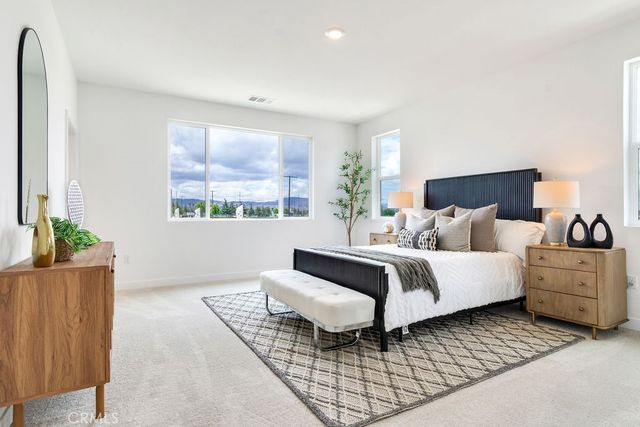 873 Railway Lane, Redlands, CA 92374
