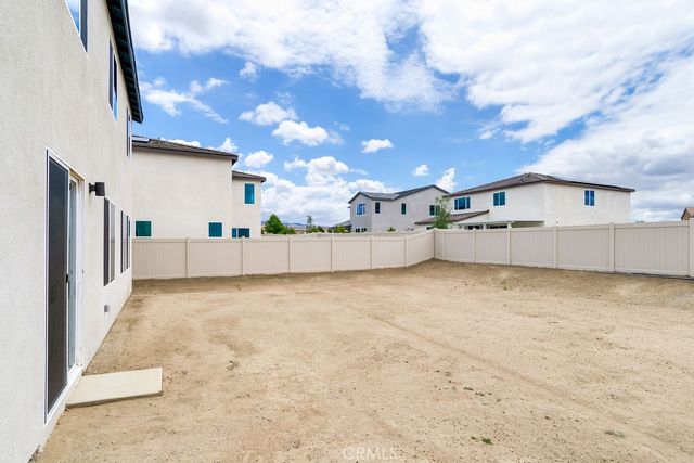 873 Railway Lane, Redlands, CA 92374