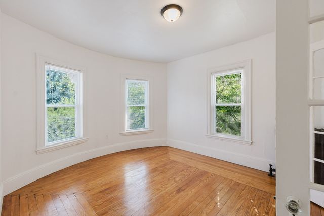 15 Mclellan St, Boston, MA 02121