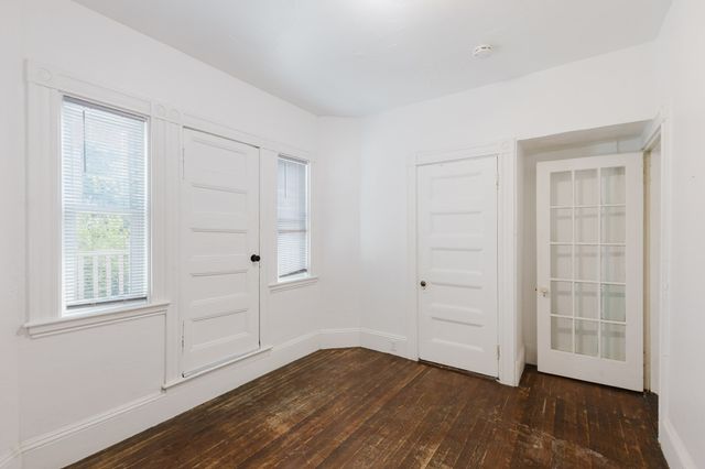 15 Mclellan St, Boston, MA 02121