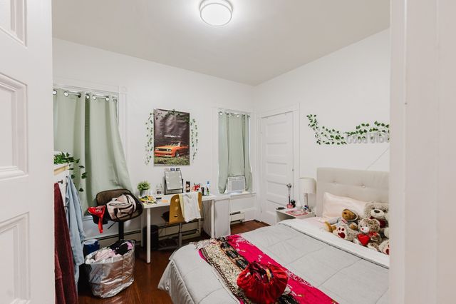 15 Mclellan St, Boston, MA 02121