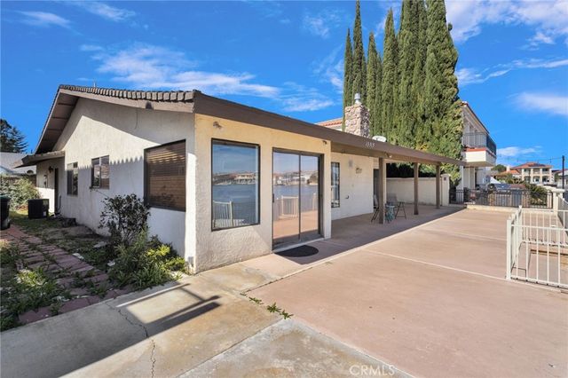 13915 Spring Valley Pkwy, Victorville, CA 92395