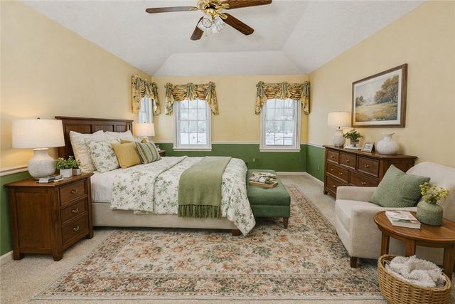 36 Farm Field Lane, Pittsford, NY 14534