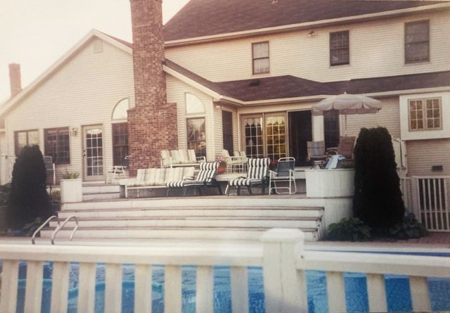 36 Farm Field Lane, Pittsford, NY 14534