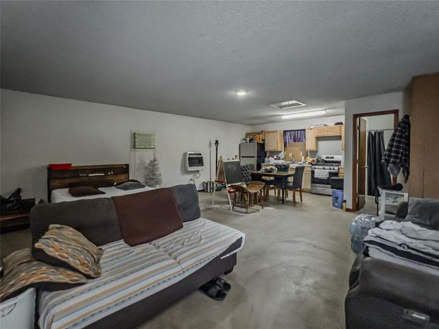 1904 N Donald Avenue, Oklahoma City, OK 73127