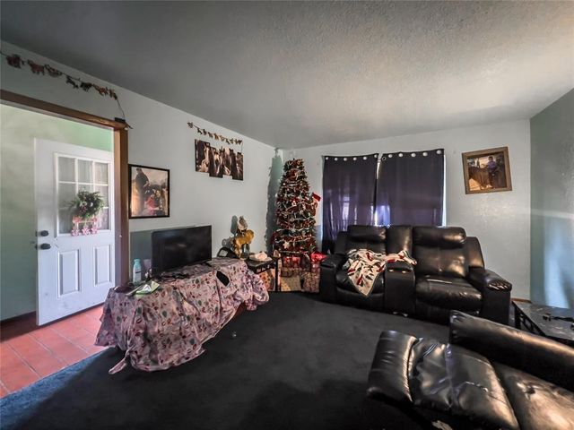 1904 N Donald Avenue, Oklahoma City, OK 73127