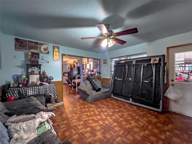 1904 N Donald Avenue, Oklahoma City, OK 73127