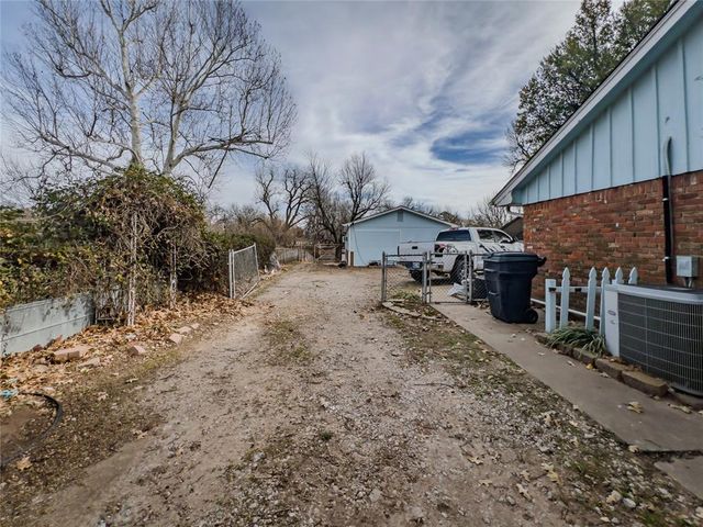 1904 N Donald Avenue, Oklahoma City, OK 73127