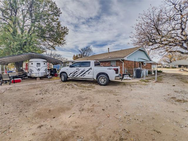 1904 N Donald Avenue, Oklahoma City, OK 73127