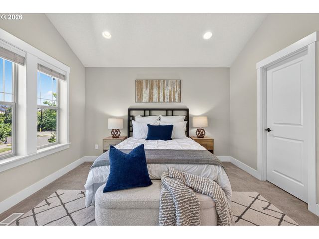 6983 Nw ELEANOR Ave, Portland, OR 97229