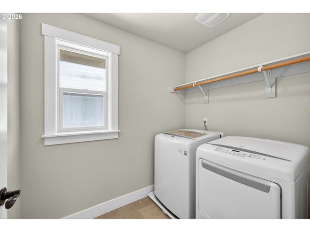 6983 Nw ELEANOR Ave, Portland, OR 97229