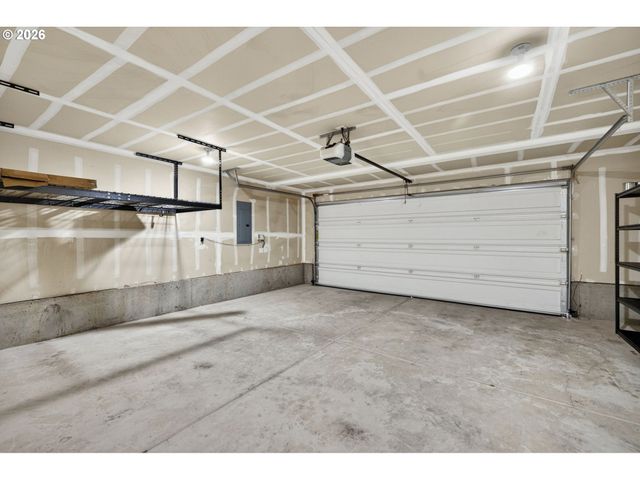6983 Nw ELEANOR Ave, Portland, OR 97229