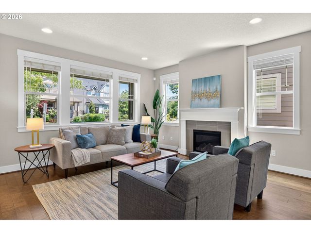 6983 Nw ELEANOR Ave, Portland, OR 97229