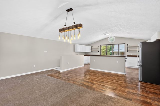 221 Matteo St, Brownsville, PA 15417