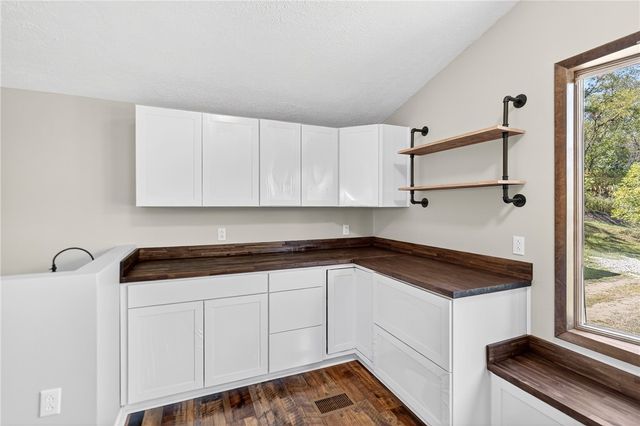 221 Matteo St, Brownsville, PA 15417