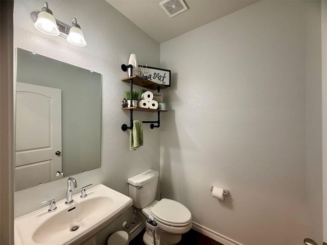 161 Andesite TRL, Liberty Hill, TX 78642