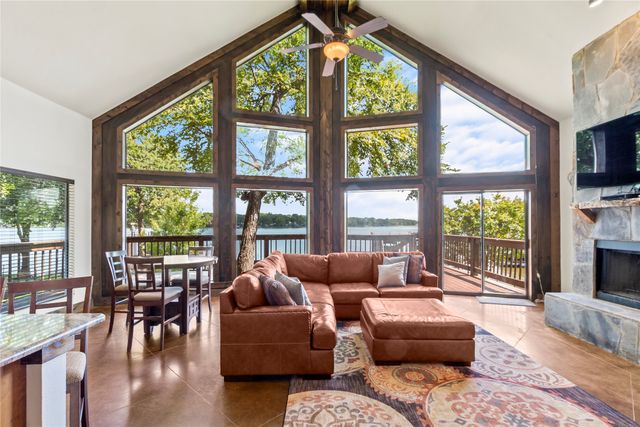 11178 Lakeside Drive, Mabank, TX 75156