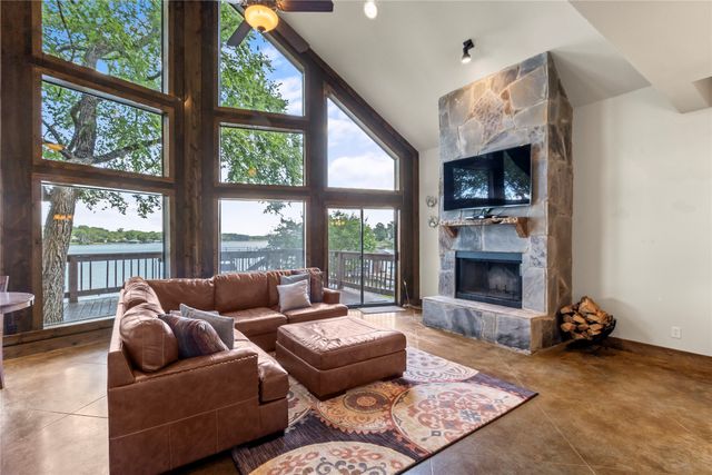 11178 Lakeside Drive, Mabank, TX 75156