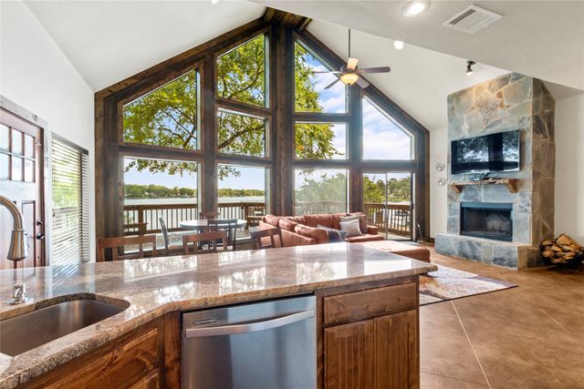 11178 Lakeside Drive, Mabank, TX 75156