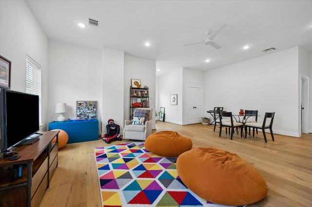 917 Moody Street, Houston, TX 77009