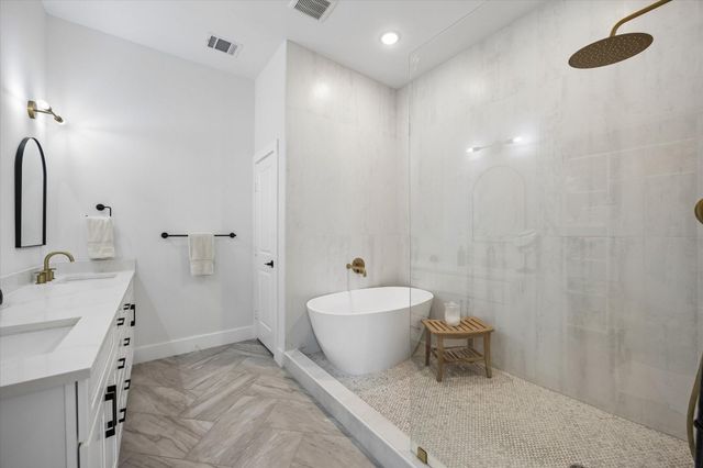 917 Moody Street, Houston, TX 77009