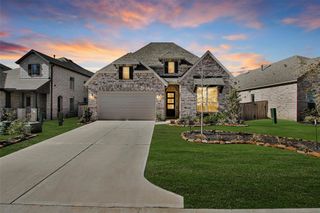 256 Sky Top Drive, Montgomery, TX 77316