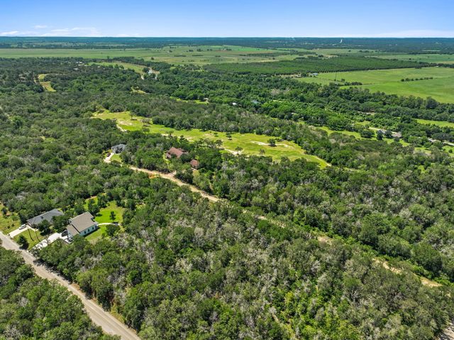 244 Bali Hai LN, Bastrop, TX 78602