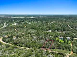 244 Bali Hai LN, Bastrop, TX 78602
