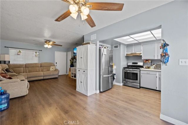 43208 Doverwood, Lancaster, CA 93536