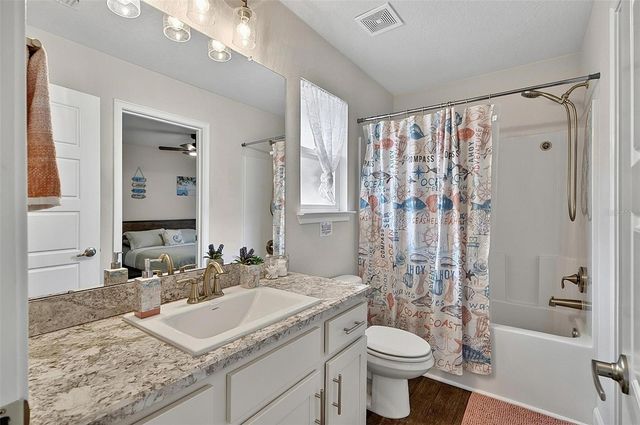 33 RICHARDSON DRIVE, Palm Coast, FL 32164