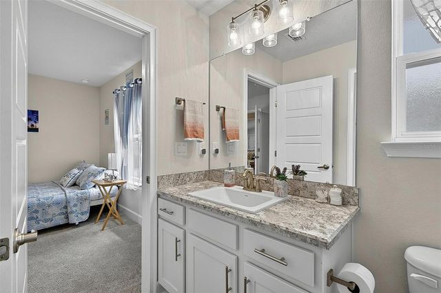 33 RICHARDSON DRIVE, Palm Coast, FL 32164