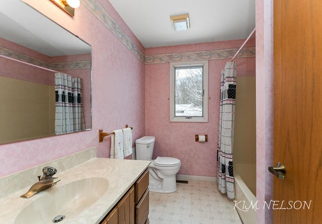 4791 Doug Drive, Fruitland Twp, MI 49461