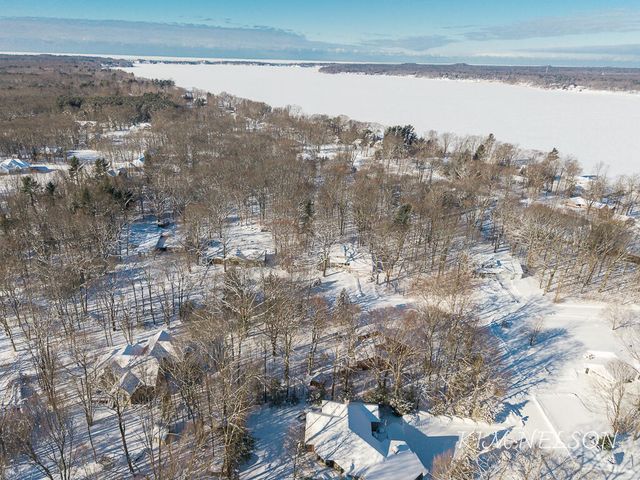 4791 Doug Drive, Fruitland Twp, MI 49461