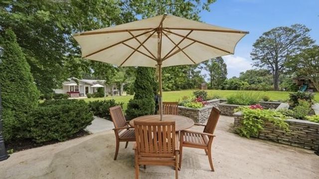 1522 Holders Cove Road, Winchester, TN 37398