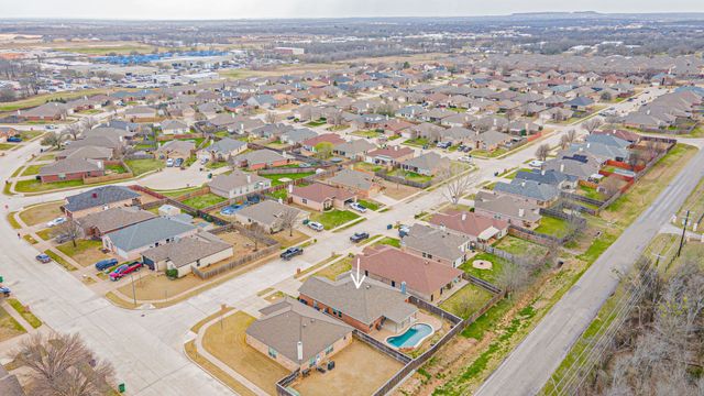 4822 Sapphire Lane, Granbury, TX 76049