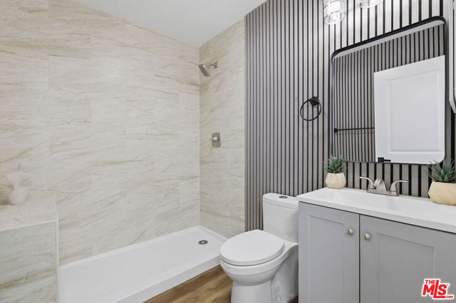 816 Pamela Wood Street, Newbury Park, CA 91320