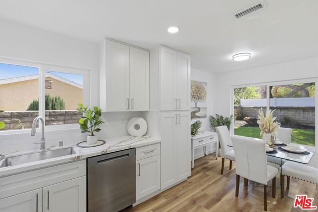 816 Pamela Wood Street, Newbury Park, CA 91320