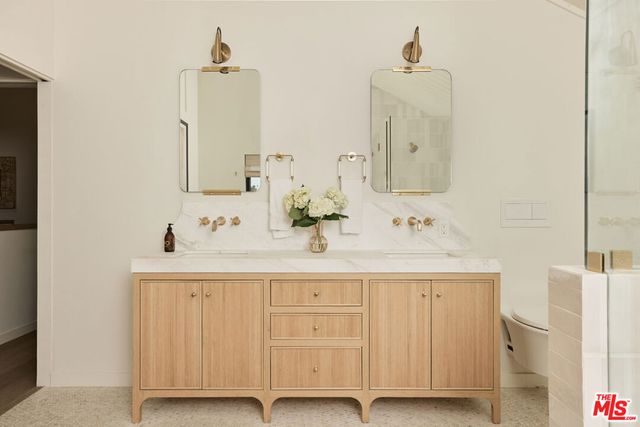 2304 Vestal Avenue, Los Angeles, CA 90026