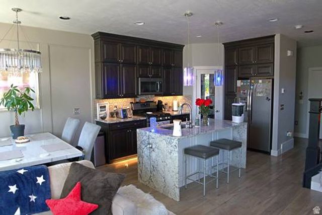15155 S REINS WAY, Bluffdale, UT 84065