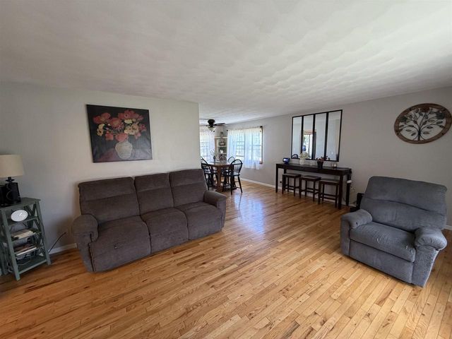 5201 N Grandeur Drive, Milton, WI 53563