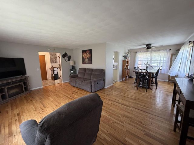 5201 N Grandeur Drive, Milton, WI 53563