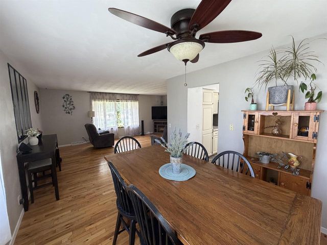 5201 N Grandeur Drive, Milton, WI 53563
