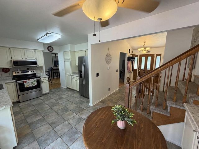5201 N Grandeur Drive, Milton, WI 53563