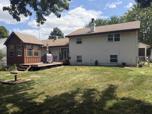 5201 N Grandeur Drive, Milton, WI 53563