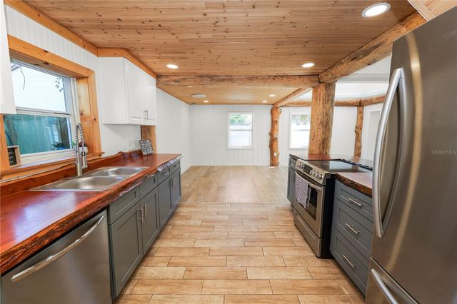 961 DREXEL AVENUE NE, Winter Haven, FL 33881