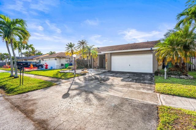 1373 SW 151st Avenue, Sunrise, FL 33326