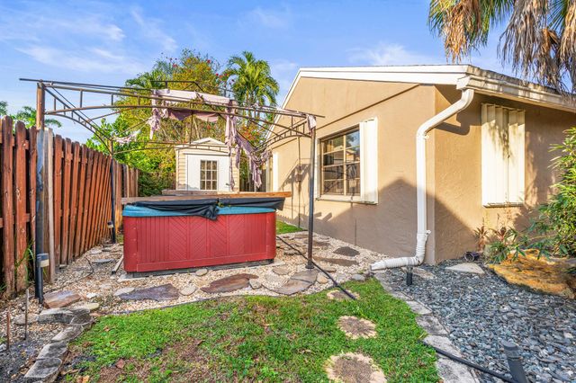 1373 SW 151st Avenue, Sunrise, FL 33326